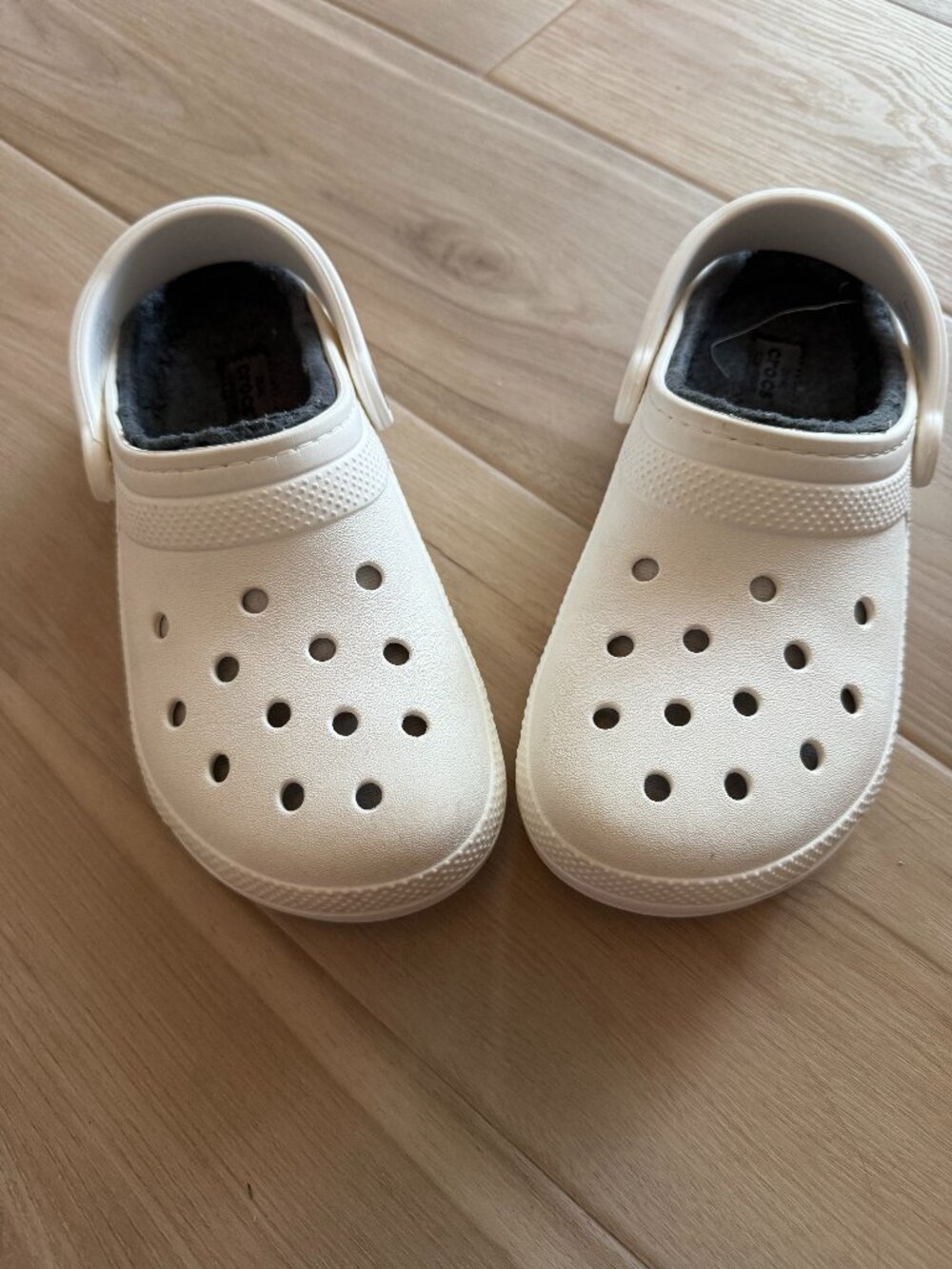 Crocs Classic Lined Clogs White Fuzzy Fur Women’s Size 7 Winter Shoes